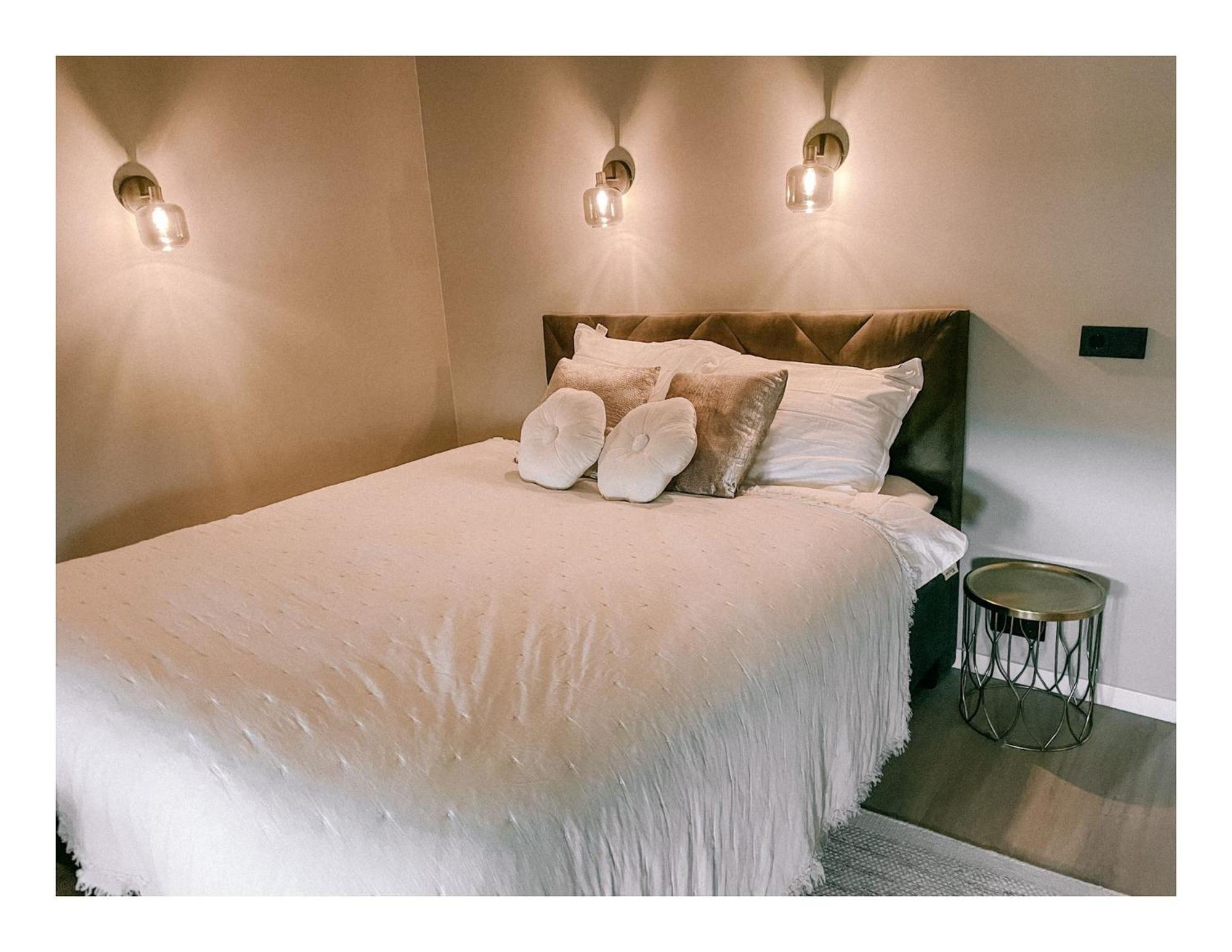 Slapen Op Tholen Apartment ภายนอก รูปภาพ